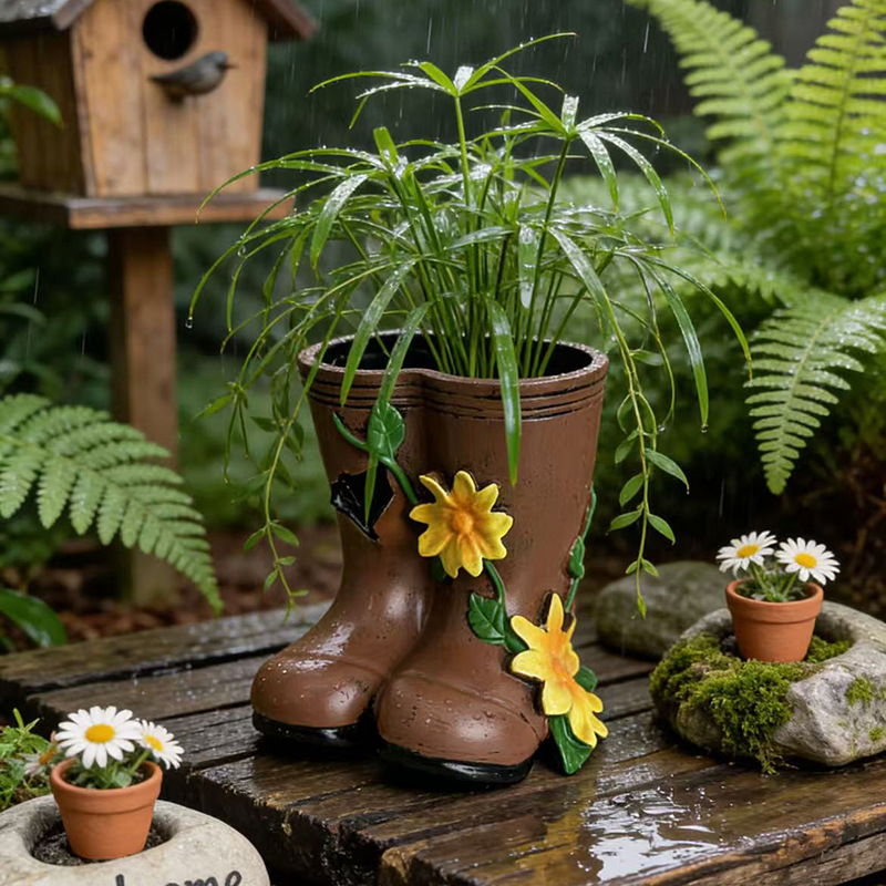 Pastoral Rain Boot Shaped Vase - огляд і ціна Resin Art Unique Ideas