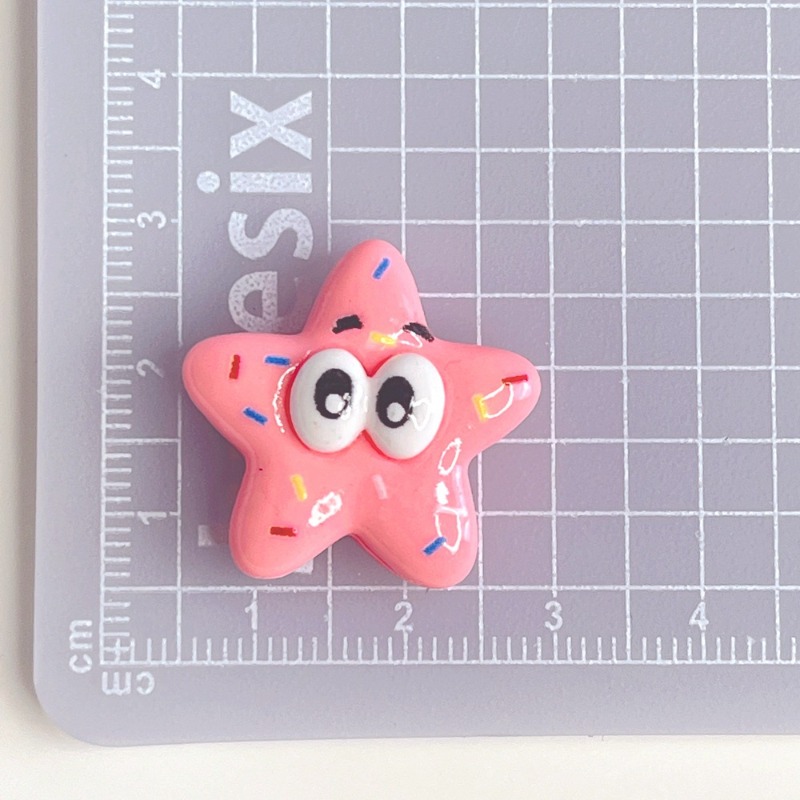 8PCS Kawaii SpongeBob SquarePa - огляд і ціна Resin Art Phone Case