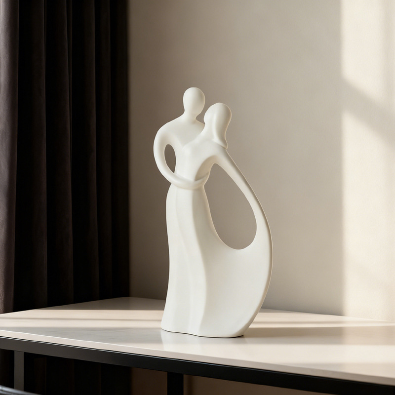 Nordic Ceramic Couple Hugging  - огляд і ціна Resin Art For Wedding Gift